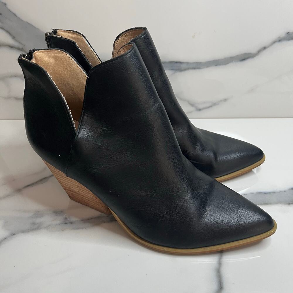 Mi.im Women's Classic Black Leather Festival Pointed Toe Stack Heel Boots Sz 9